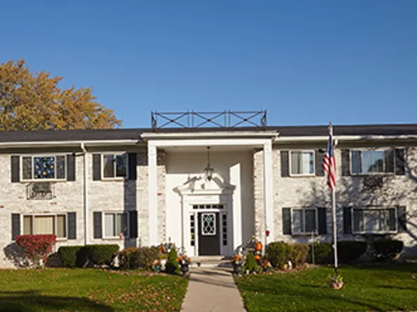 1420 N Wisconsin St, 1420 N Wisconsin St APT 206, Port Washington, WI 53074