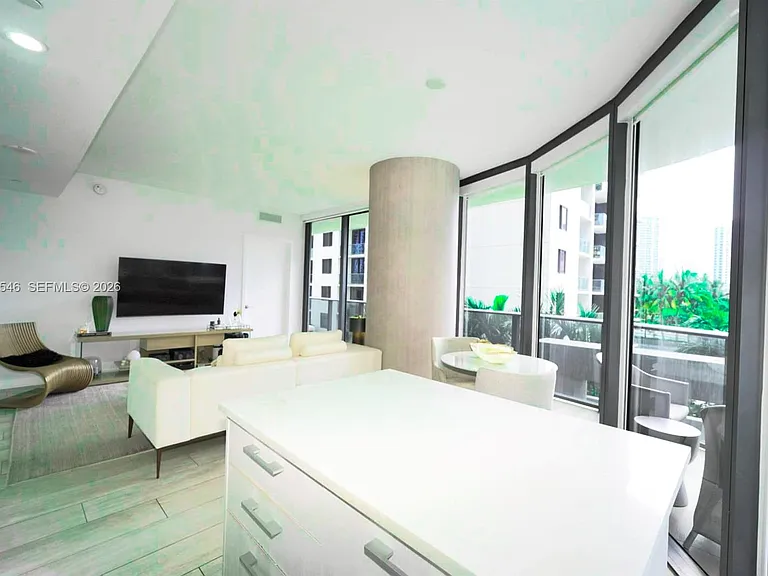 55 SW 9th St #1001 — Photo 13
