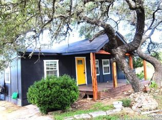 134 Oak Valley Dr, Lakehills, TX 78063