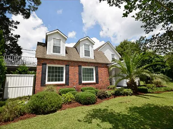 1302 Common St, Lake Charles, LA 70601