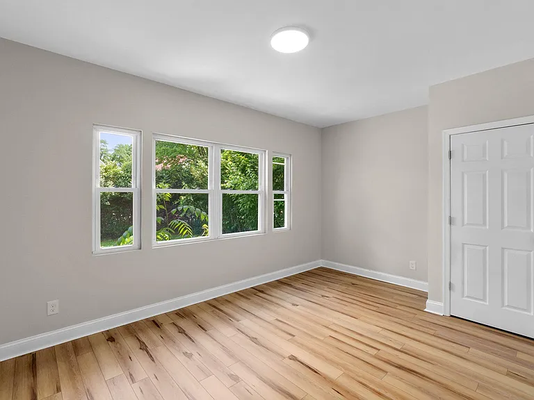 4111 Liberty Heights Ave #4 — Photo 4