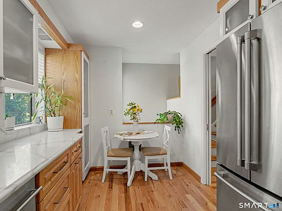 5th image of 59 Highland Road #59