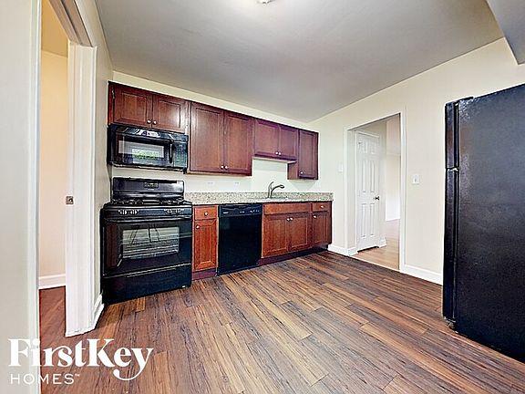 4th image of 742 Southwind Dr