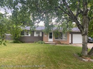 1621 Haslett Rd, East Lansing, MI 48823