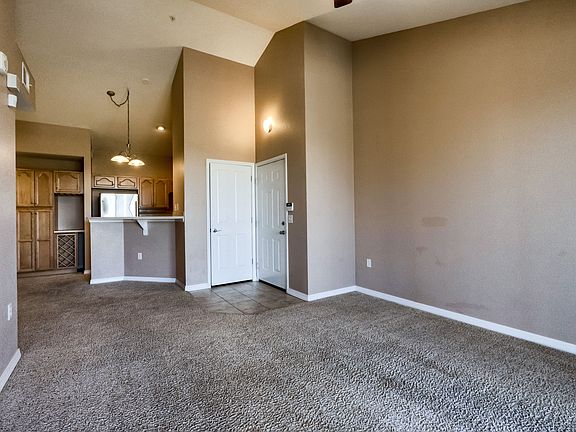 B1 Living Room 4.jpg