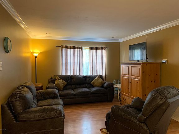 4th image of 3121 Johnston St APT 234