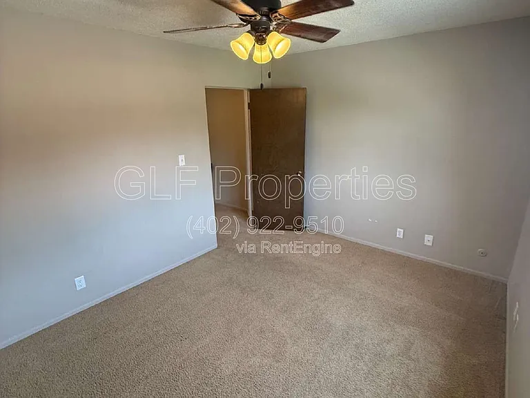 823 N 2nd St #1 — Photo 15