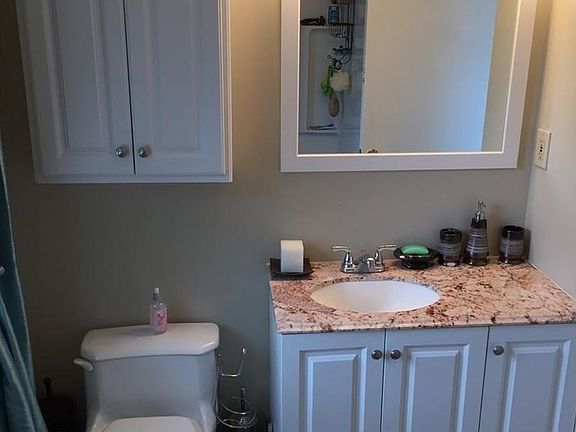 5th image of 3772 Jeanette Dr SE