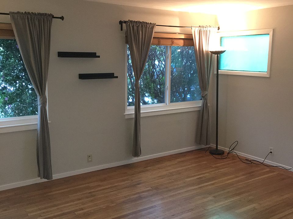 1st image of 877 Ashbury St APT 1