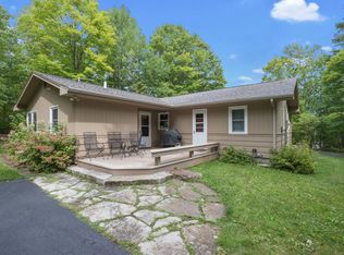 7669 W Kangaroo Lake Rd, Baileys Harbor, WI 54202