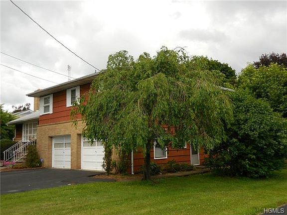 4th image of 279 Fullerton Ave