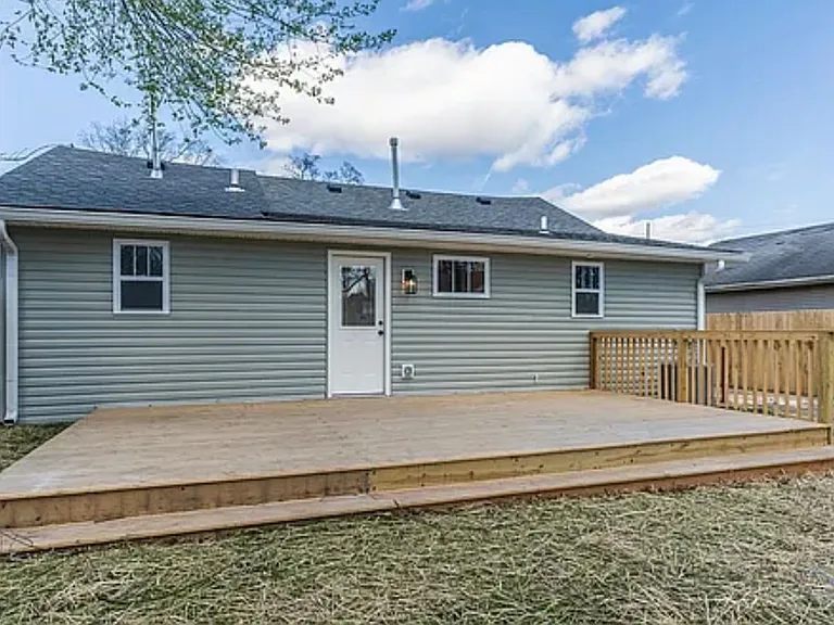 732 Bellaire Ave — Photo 21