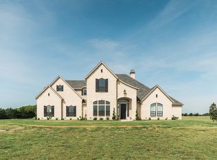 4016 Howard Rd, Waxahachie, TX 75165