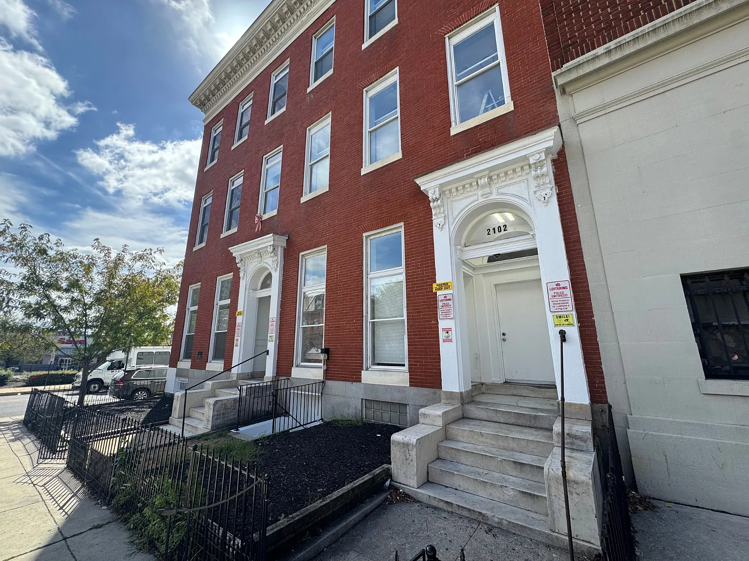 2100 Maryland Ave — Photo 1