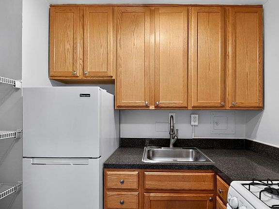 2nd image of 801 N Pitt St APT 411