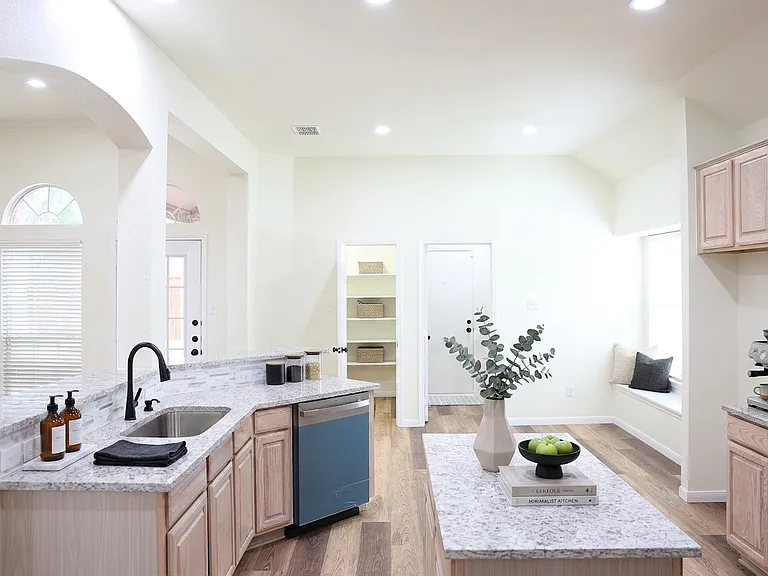 8509 Chalton Dr — Photo 13