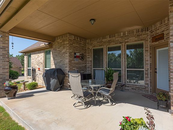 5th image of 149 Meadow Arbor Dr