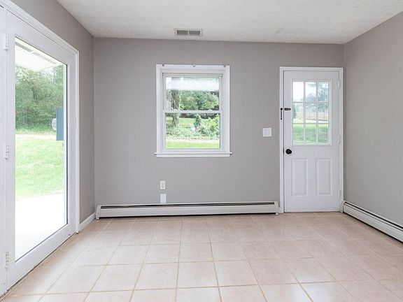 3rd image of 41 Kennedy Rd