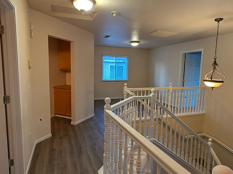 2009 Foothill Vista Dr — Photo 32