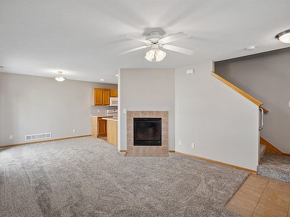 3rd image of 793 SE Willow Brook Dr