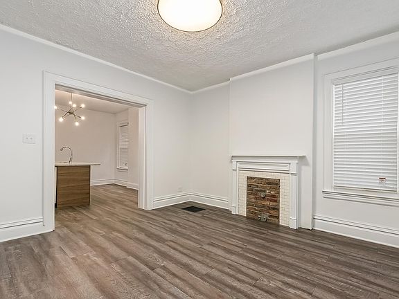 5th image of 319 Chittenden Ave #319