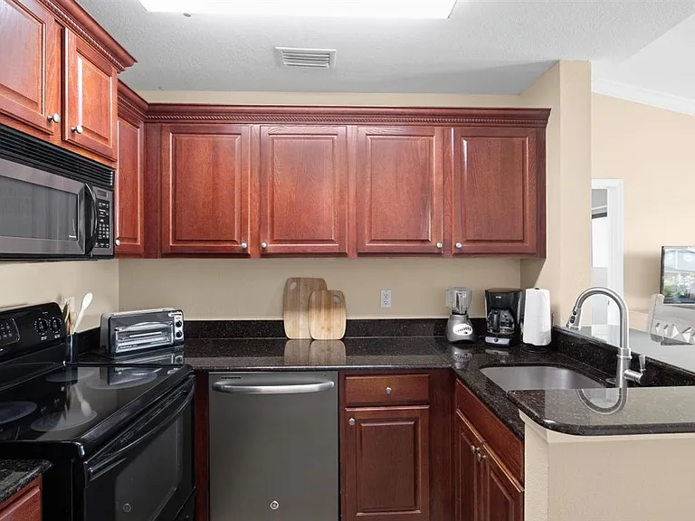 4013 Crockers Lake Blvd #13 — Photo 16