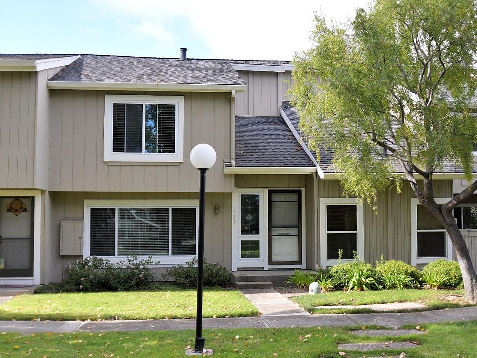 1st image of 721 Comet Dr