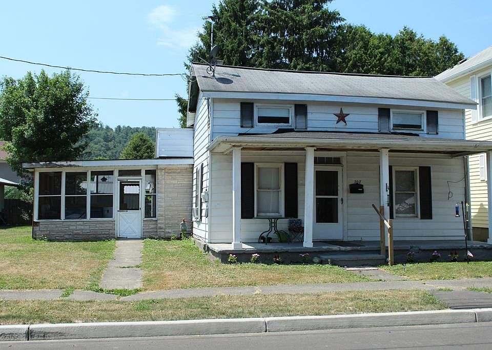 1st image of 707 Magee St