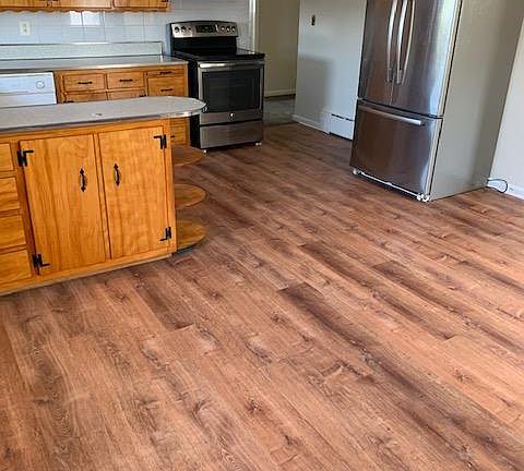 3rd image of 316 Sanford Ave Floor 2