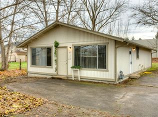 412 Berrydale Ave, Medford, OR