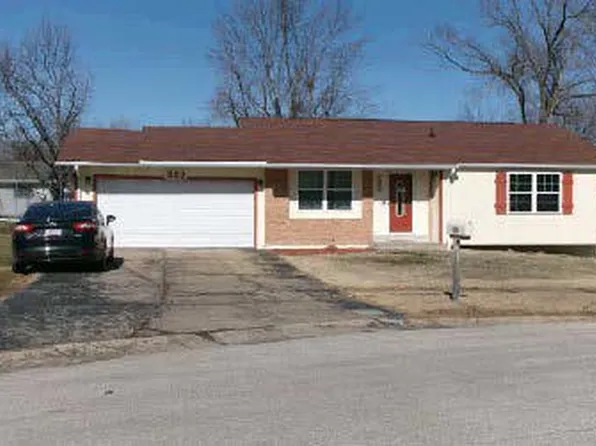 323 Richmond Dr, Warrenton, MO 63383