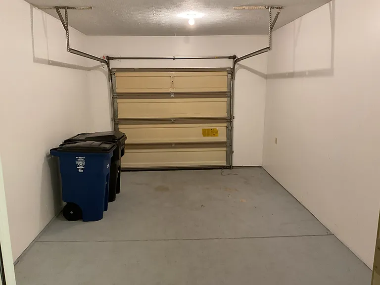 292 Summit St — Photo 13