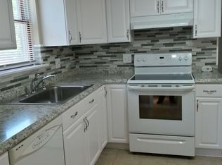 790 Hope St APT 1, Stamford, CT 06907