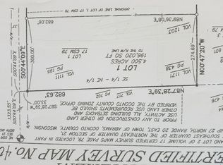 Nikodem Ln, Abrams, WI 54101