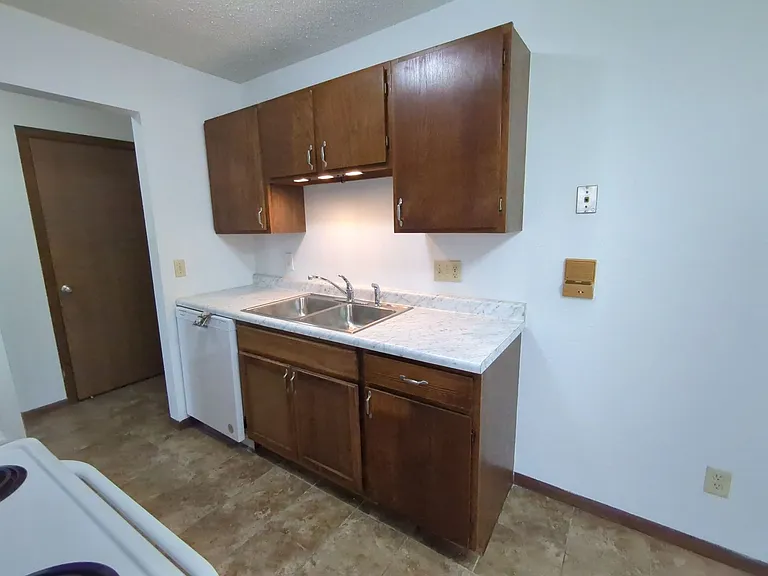 1014 E Saint Germain St — Photo 1