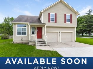 4201 E 135th St, Grandview, MO 64030