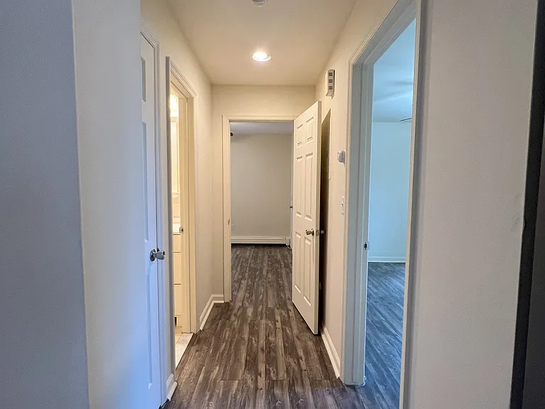 27 E Main St #5 — Photo 6
