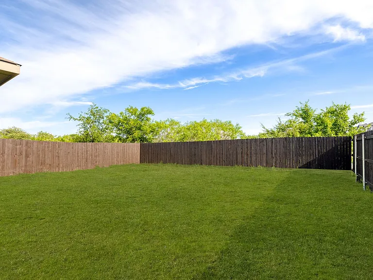 707 Staglin St #A — Photo 24