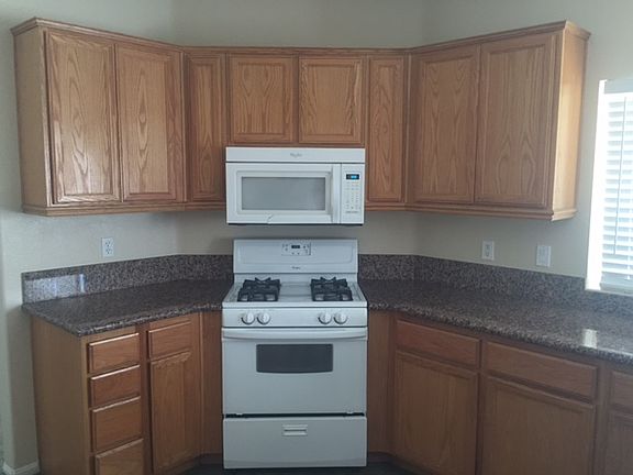 2nd image of 4574 Berkley Ave