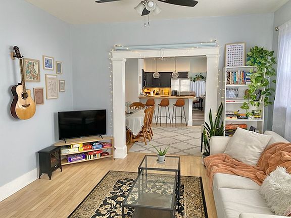 4th image of 2324 E Oklahoma Ave #2324