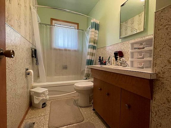 4th image of 5124 50th St