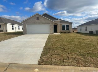 5168 Red Fox Trl, Bauxite, AR 72011