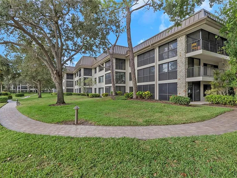 5964 Pelican Bay Blvd #415 — Photo 7