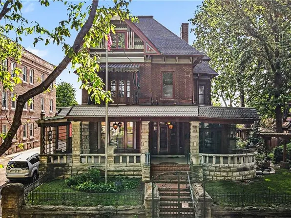 425 Gladstone Blvd, Kansas City, MO 64124