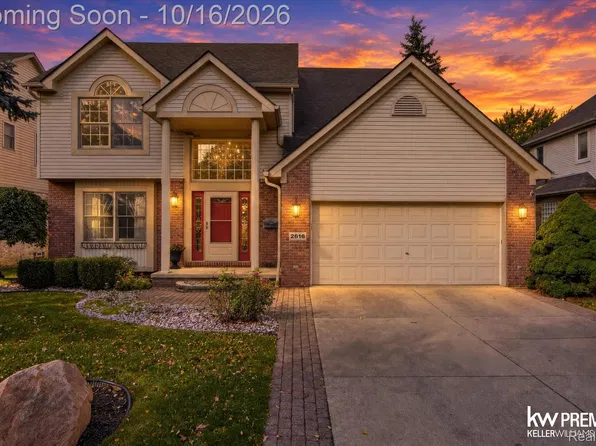2616 Edsel St, Trenton, MI 48183