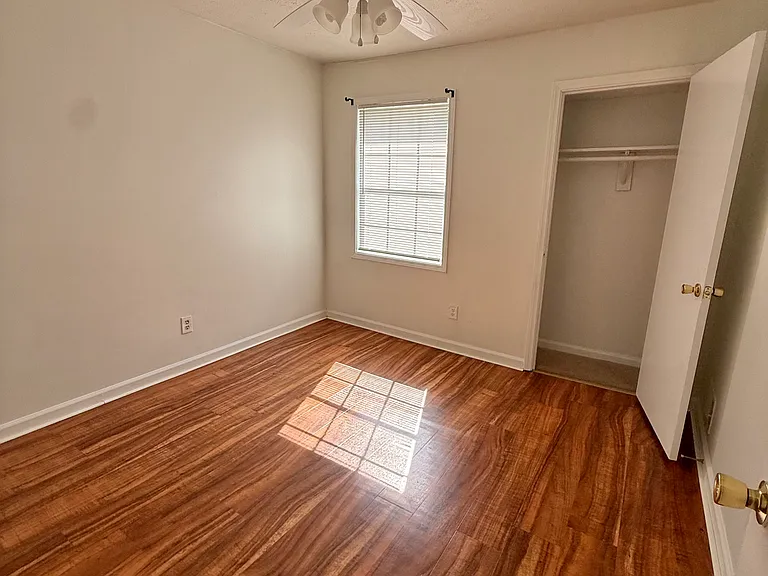 1809 Shadyleaf Ct SW — Photo 16