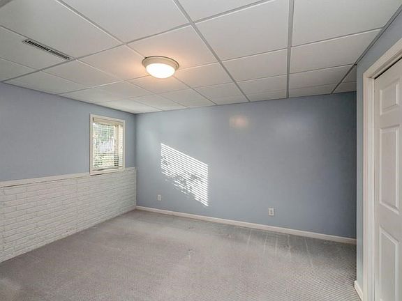 5th image of 6763 NW 57th St