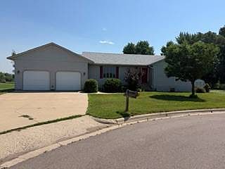 1st image of 220 Westridge Dr