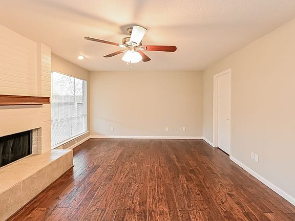 3rd image of 1812 Westmeadow Dr