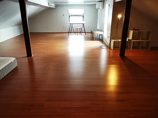 Rented by Winzone Realty Inc | media 9